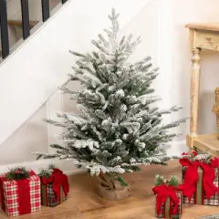 Northlight Real Touch&trade; Pre-Lit B/O Tamarack Pine Artificial Christmas Tree with Burlap - 3' Warm White LED