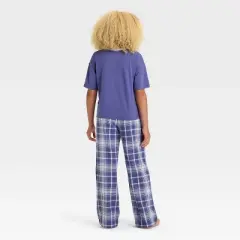 Girls' Short Sleeve T-Shirt and Flannel Pants Pajama Set - art class&trade;