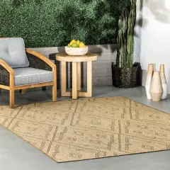 nuLOOM Latia Double Diamond Indoor/Outdoor Patio Area Rug