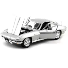 1965 Chevrolet Corvette Silver "Special Edition" 1/18 Diecast Model Car by Maisto