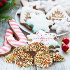 Christmas Dark Chocolate Nonpareils Candy by It's Delish