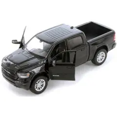 2019 RAM 1500 Laramie Crew Cab Pickup Truck Black 1/24 Diecast Model Car by Motormax