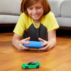 Hot Wheels 1:64 Scale Remote Control Porsche 911 GT3