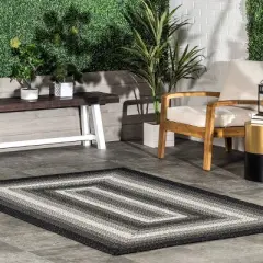 nuLOOM Gwyneth Braided Borders Indoor/Outdoor Patio Area Rug