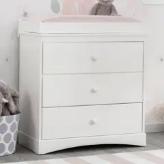 Delta Children Skylar 3 Drawer Dresser with Changing Top and Interlocking Drawers