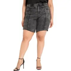 ELOQUII Women&rsquo;s Plus Size Seam Detail Shorts