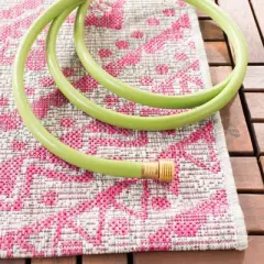 Courtyard CYH8734 Power Loomed Indoor/Outdoor Area Rug - Light Grey/Fuchsia - 5'3" X 7'6" - Safavieh.