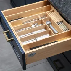 Expandable Bamboo Utensil Drawer Organizer, Wooden Utensil Tray, Non-Slip, Durable Cutlery Divider for Kitchen Flatware & Utensils