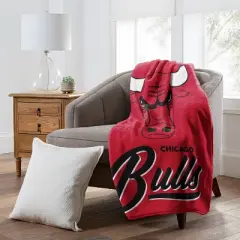 NBA Chicago Bulls 50 x 60 Raschel Throw Blanket