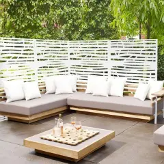 Dovelina Metal Outdoor Privacy Screen Freestanding Garden Privacy Screen - 72"x47", White, Jungle