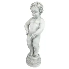 Design Toscano The Peeing Boy of Brussels Piped Statue