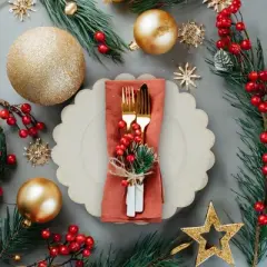 Blue Panda Plastic Plate 50 Pack - Gold Glitter Disposable Plates - 9 inches