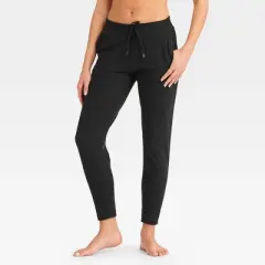 Wander by Hottotties Women's Dana Zig Zag Jogger Pants - Black