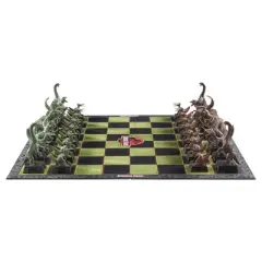The Noble Collection Jurassic Park Collector Chess Set 