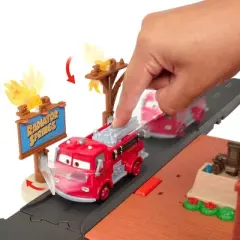 Disney Cars  Red Fire Station Playset