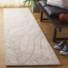Ebony EBN123 Handmade Tufted Rug - Safavieh