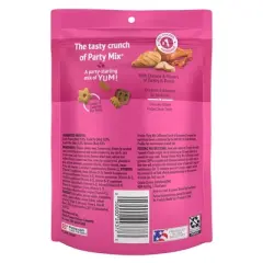 Friskies All Ages Crunchy Cat Treats with Chicken & Bacon Flavor - 6oz