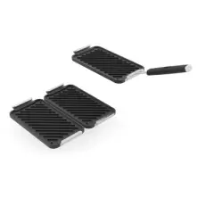 Yukon Glory Three Cast Iron Trays & Handle Set