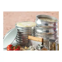 Winco Stackable Pizza-Dough Pan, Aluminum, 48 Ounce, 8" Dia