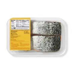 Skin-On Atlantic Salmon with Lemon Pepper Butter - 10.7oz/2pk - Good & Gather&trade;