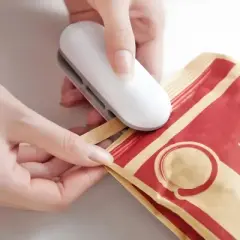 Kitcheniva 2-in-1 Portable Mini Bag Sealer & Cutter