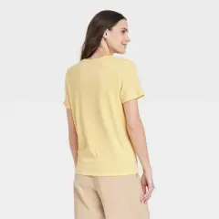 Women's Coors Banquet Short Sleeve Graphic T-Shirt - Yellow