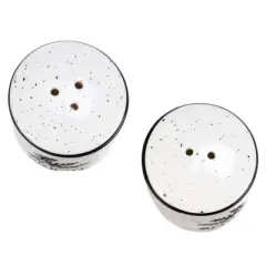 Primitives By Kathy 2.75 In Merry Bright Salt And Pepper Christmas Salt And Pepper Shaker , Pine Berries (2PC)