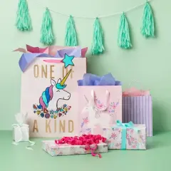 Unicorn Medium Gift Bag Pink - Spritz&trade;