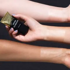 Billion Dollar Beauty Gold Infused Illuminator - 0.676 FL OZ