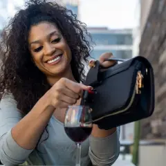 PortoVino Roma Handbag Fashionable Wine Purse that Holds and Pours 1 bottles of Wine, Black