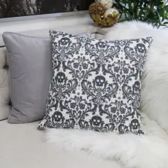 Chery Life Damask Throw Pillow &uml;C Black & White Cotton Linen
