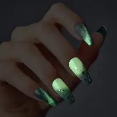 KISS Products Voguish Fantasy Fake Nails - Evil Ways - 31ct