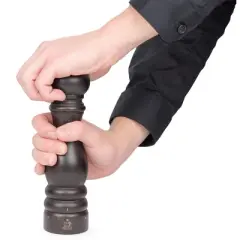 Peugeot | Paris u'Select Salt Mill, Wood, Chocolate, 22 cm - 9 in