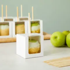 Okuna Outpost 40 Pack Clear Candy Apple Boxes, 3x3x3 with Hole and Sticks for Birthday Party Supplies, Wedding Favors, Baby Shower