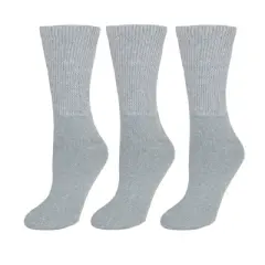 CTM Women's Diabetic Crew Socks (3 Pair Pack)