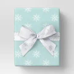 30&rdquo; 20 sq ft Christmas Roll Wrap White Snowflakes on Light Blue - Wondershop&trade;