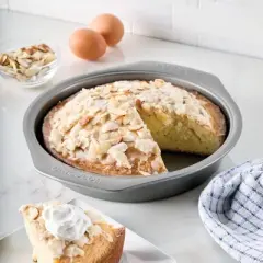 Circulon 9" Round Cake Pan Gray