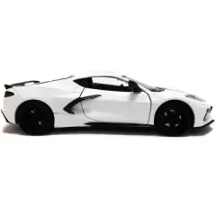 2020 Chevrolet Corvette C8 Stingray White with Gray Stripes 1/24 Diecast Model Car by Motormax