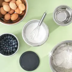 JoyJolt Stainless Steel Mixing Bowls with Silicone Base & Lids - Set of 7 - Silver/Black