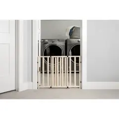 Regalo Wooden Expandable Safety Gate