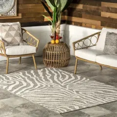 nuLOOM Corina Zebra Indoor/Outdoor Patio Area Rug