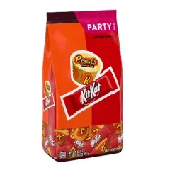 Kit Kat and Reese's Miniatures Assorted Milk Chocolate Candy Party Bag - 30.04oz