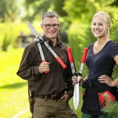 FELCO 250-57, 22in. Hedge Shear w/ Chrome Coated Carbon Steel Blade, I-Beam Handles, Ultra Light, Swiss Made