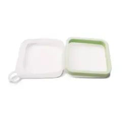 Simply Green 20z Silicone Square Sandwich Carrier - Light Green