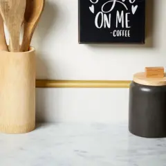 Stockroom Plus 16.5 Feet Flexible Quarter-Round Trim for Wall Edges, Self-Adhesive Peel and Stick PVC Molding, 198.0x0.8x0.5in, Gold