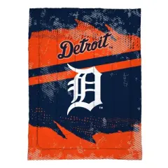 MLB Detroit Tigers Slanted Stripe Twin Bedding Set in a Bag - 4pc