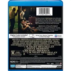 Knock at the Cabin (Blu-ray + DVD + Digital)