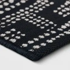 5' x 7' Medallion Outdoor Rug Navy - Threshold&trade;