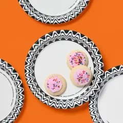 Halloween Disposable Plates - Black - 10" - 24ct - up&up&trade;