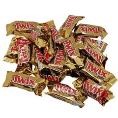 Blair Candy - Twix Fun Size Candy Bars &ndash; Milk Chocolate Candy - Available in 1, 2, 3, and 5 Pound Resealable Bags